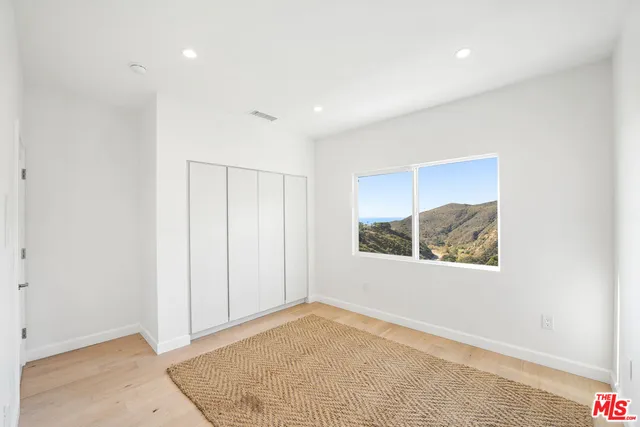 $2,700,000 | 3447 Shoreheights Drive, Malibu, CA 90265