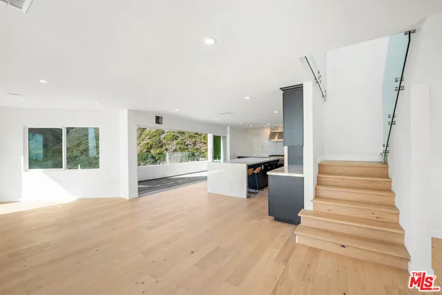 $2,700,000 | 3447 Shoreheights Drive, Malibu, CA 90265