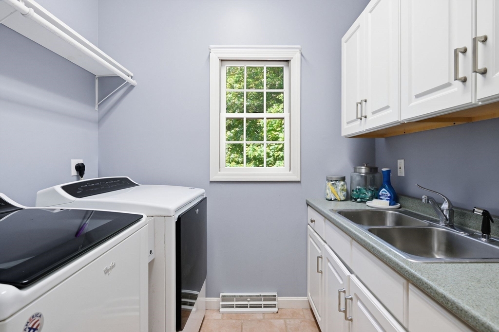 2 Highview Circle Wilbraham, MA 01095 - Photo 14 of 42