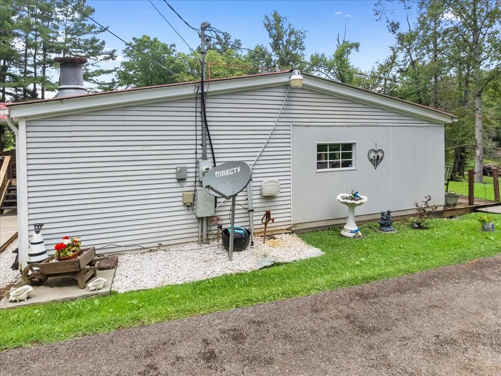 1079 Nicks Creek Road Atkins, VA 24311 - Photo 33 of 68 Gallery Image 33