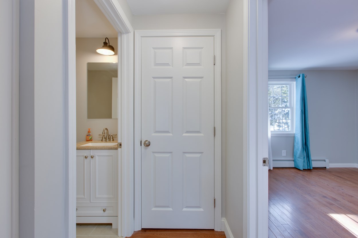 119 Walnut Hill Road Derry, NH 03038 - Photo 17 of 33 Gallery Image 17