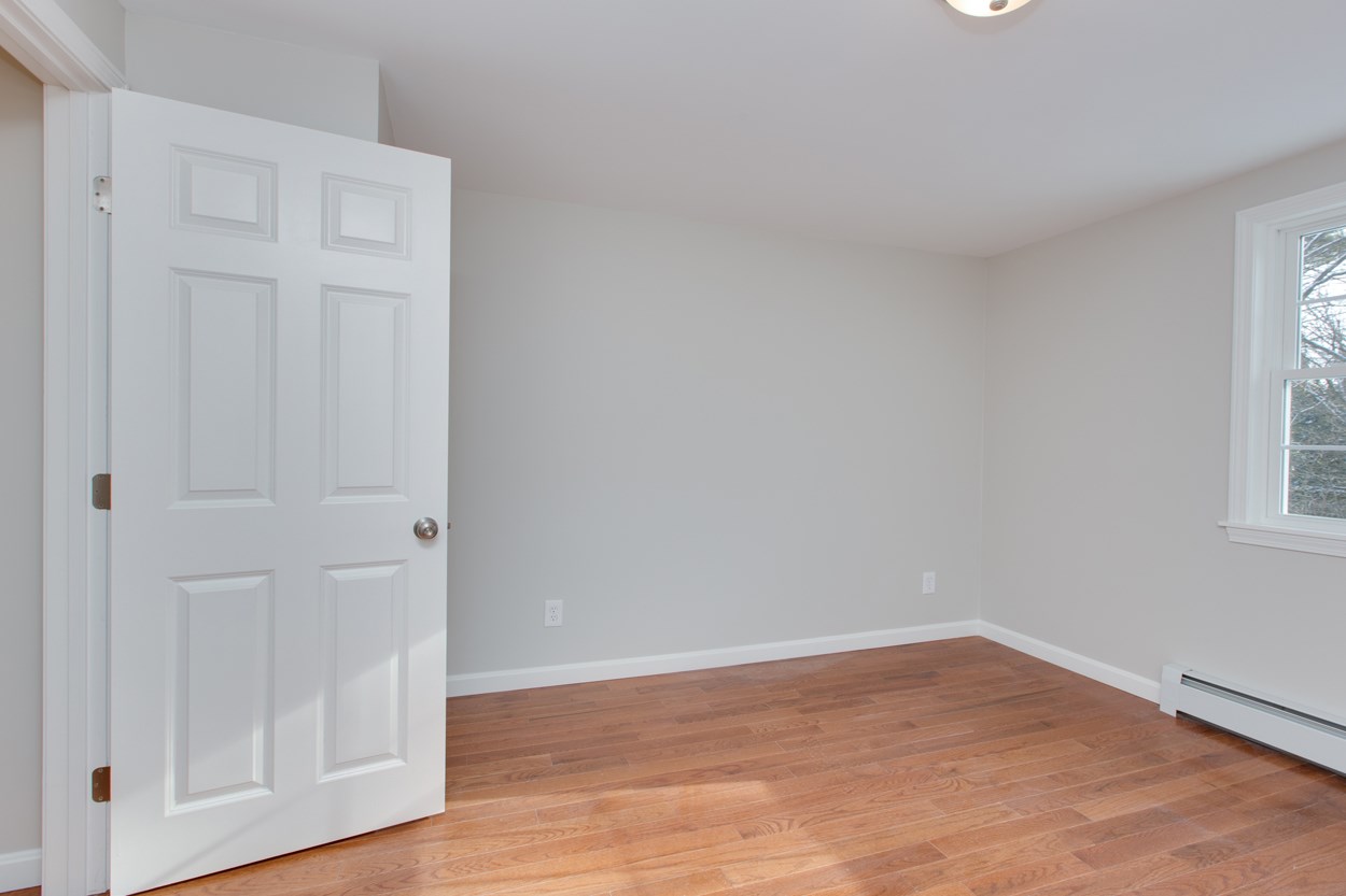 119 Walnut Hill Road Derry, NH 03038 - Photo 26 of 33 Gallery Image 26