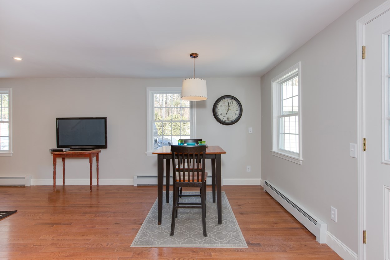 119 Walnut Hill Road Derry, NH 03038 - Photo 9 of 33 Gallery Image 9