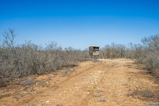 $110,000 | Fm 2779 County Road 2530, Moore, TX 78057