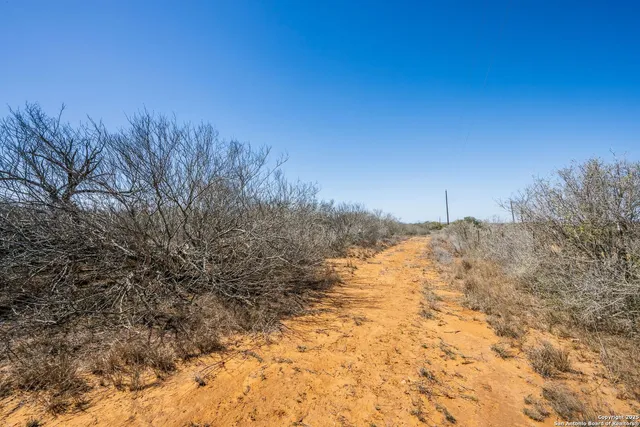 $110,000 | Fm 2779 County Road 2530, Moore, TX 78057