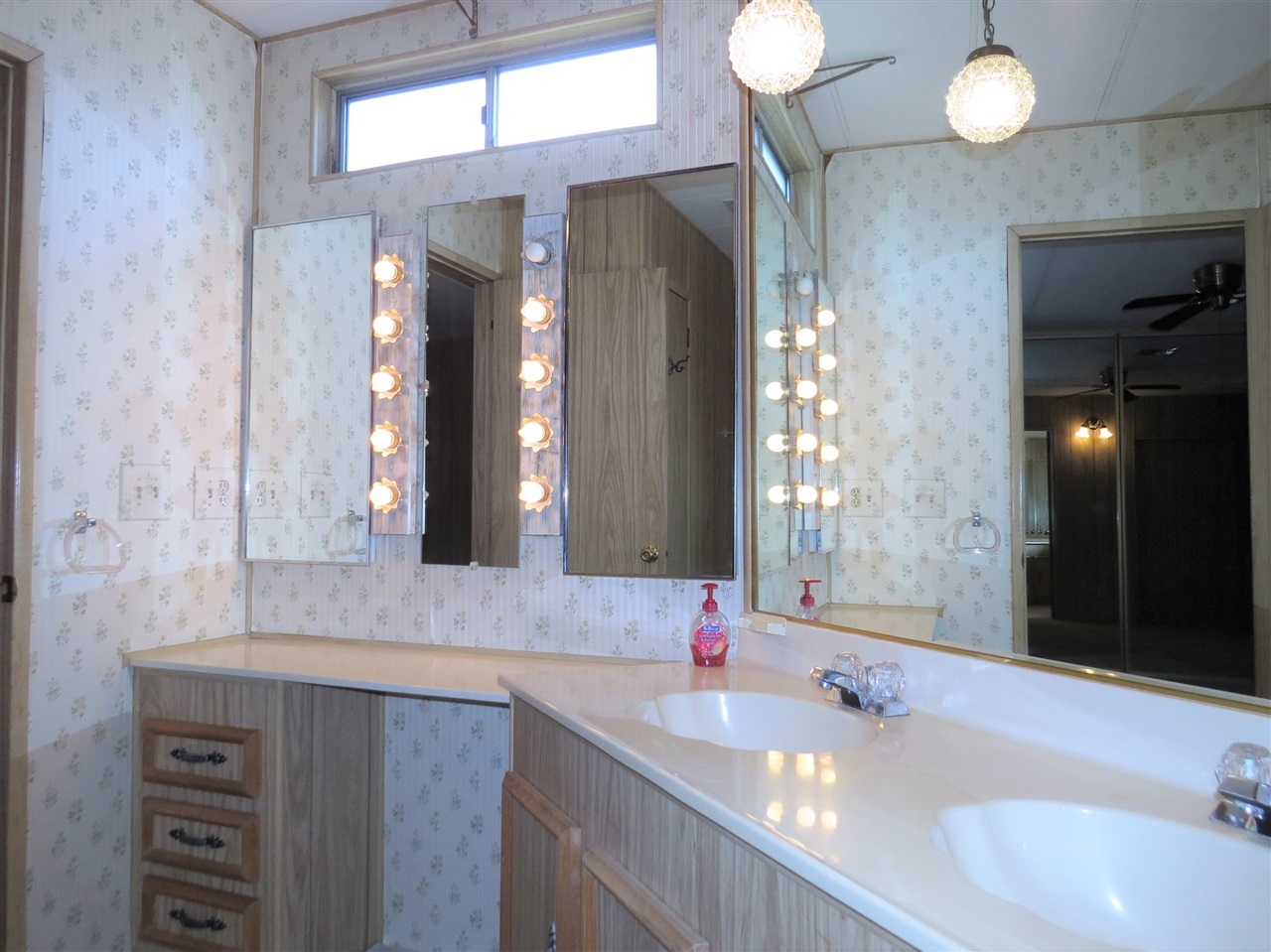 7467 Mission Gorge Road, Unit 234 Santee, CA 92071 - Photo 9 of 15