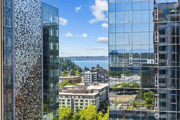 $1,291,000 | 177 107th Avenue Northeast, Unit 1906, Bellevue, WA 98004