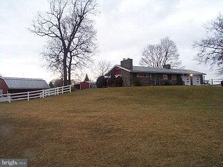 660 Greenfield Road Lancaster, PA 17601 - Photo 1 of 1