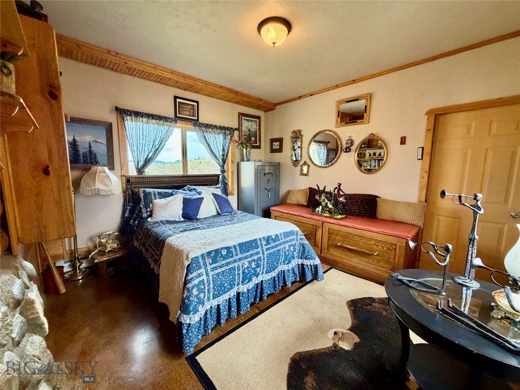 448 Red Fox Road Wise River, MT 59762 - Photo 19 of 80 Gallery Image 19