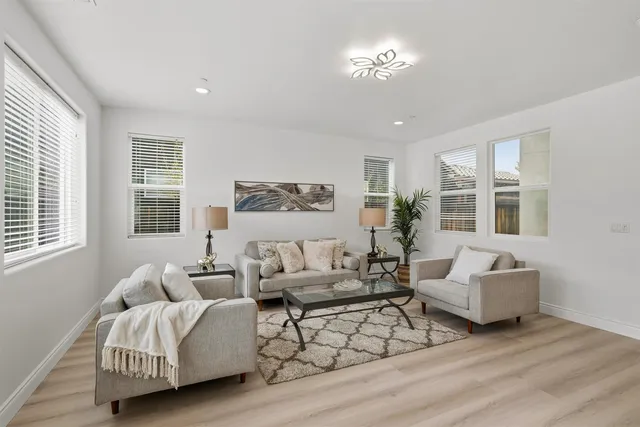 $969,900 | 574 Mandevilla Drive, Brentwood, CA 94513