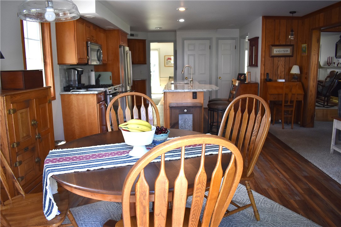 126 Tottenham Road Irondequoit, NY 14609 - Photo 12 of 43 Gallery Image 12