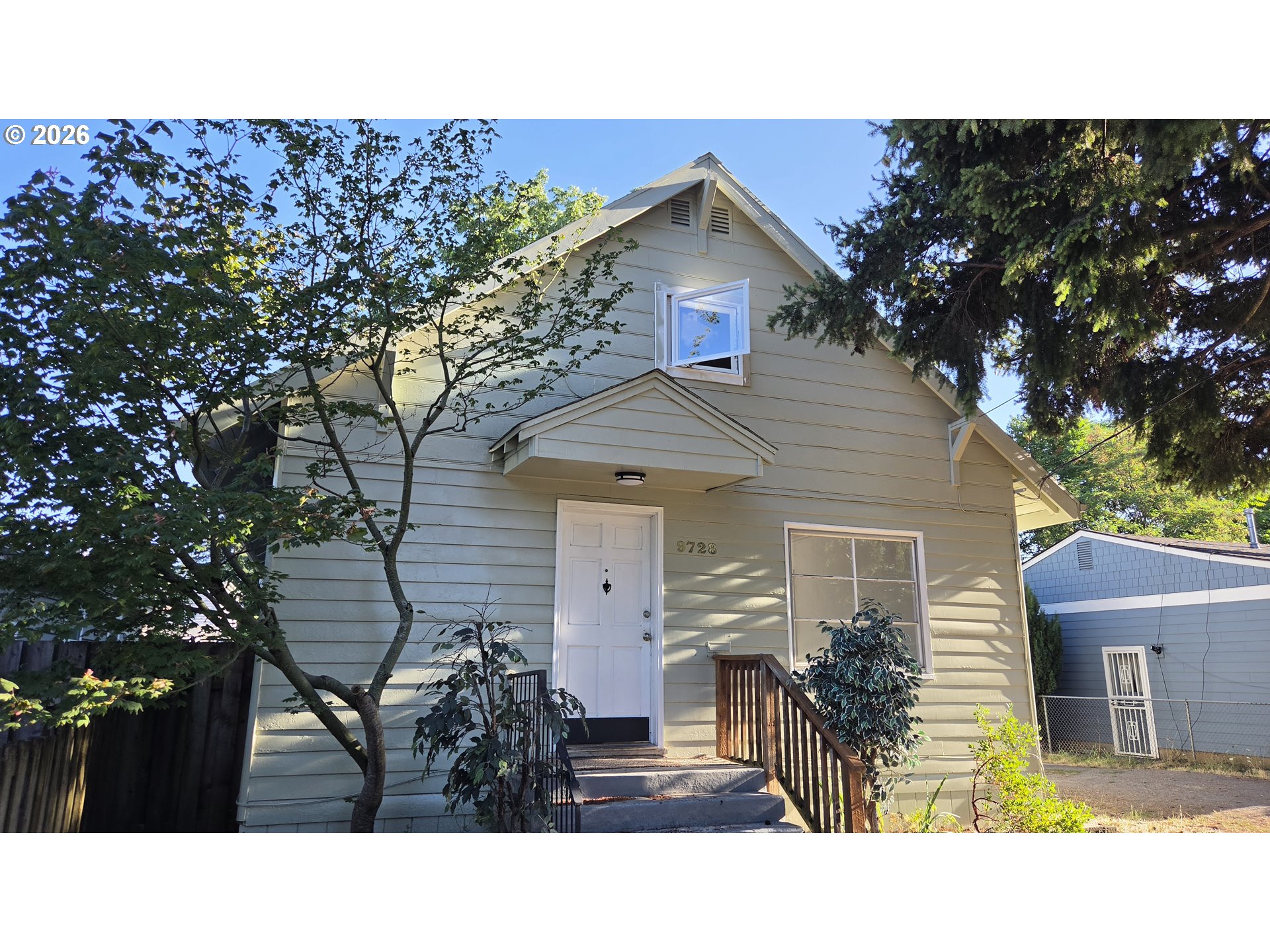 9728 Southeast Reedway Street Portland, OR 97266 - Photo 1 of 15 Gallery Image 1