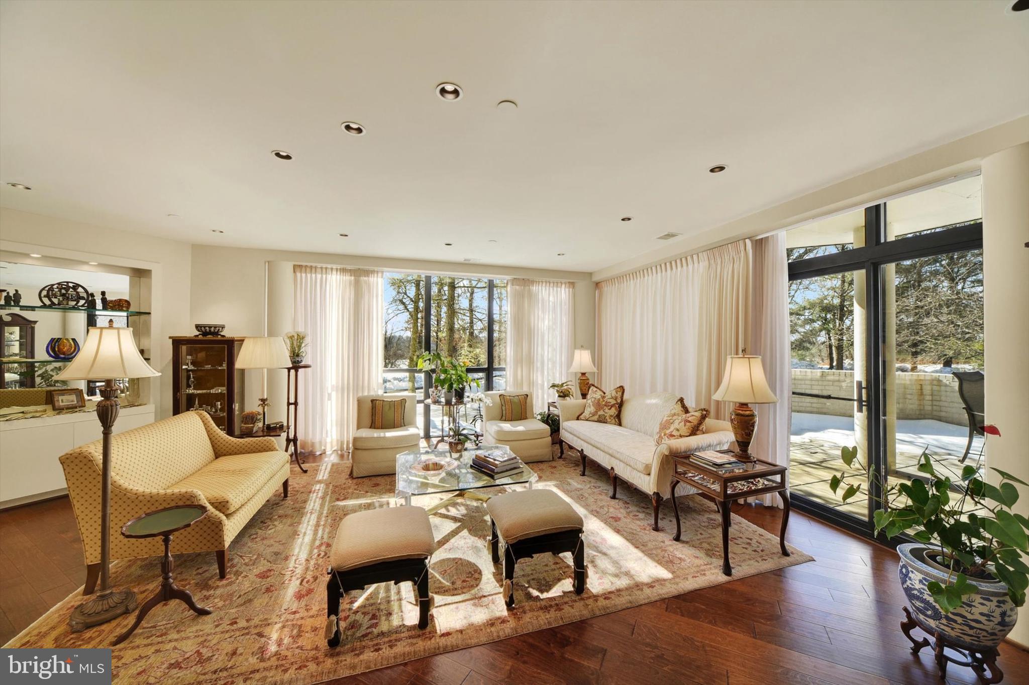 4001 Old Court Road, Unit 100 Pikesville, MD 21208 - Photo 11 of 37 WALK OUT TO PRIVATE PATIO