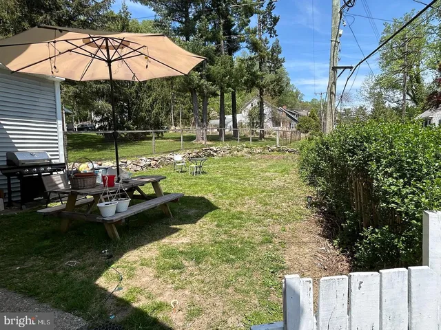 $1,800 | 708 Friedensburg Road, Reading, PA 19606