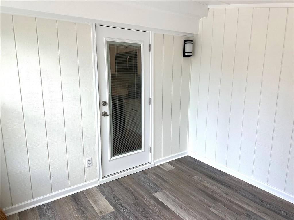 1 Ogden Street, Unit 4 Jekyll Island, GA 31527 - Photo 23 of 25 2nd floor entry from porch