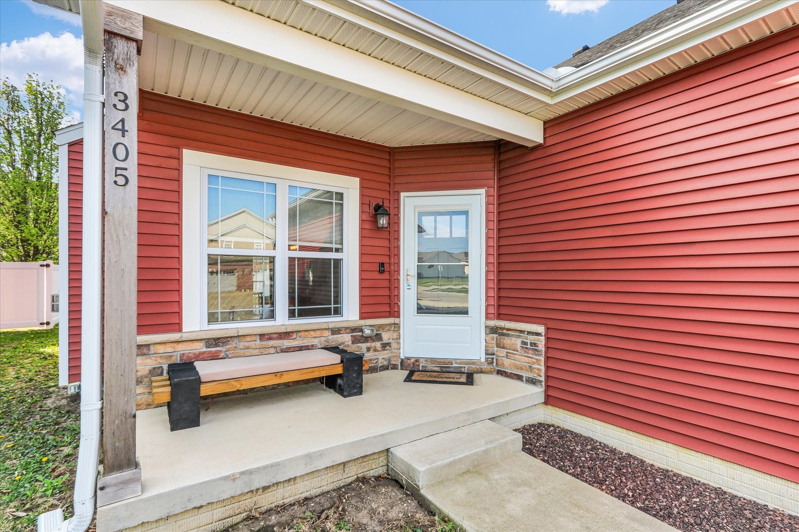 3405 Boulder Ridge Drive Champaign, IL 61822 - Photo 2 of 34