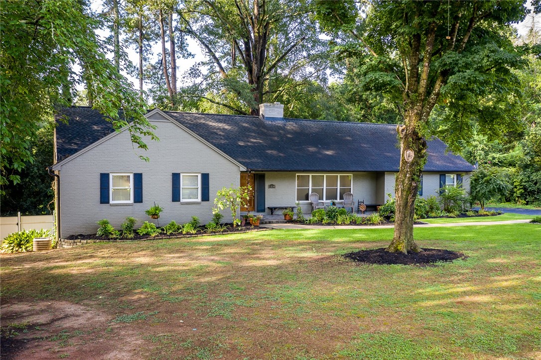 1114 Greenacres Anderson, SC 29621 - Photo 35 of 39 Gallery Image 35