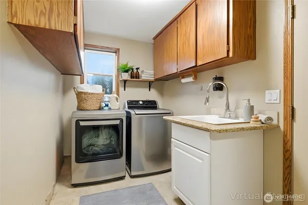 $1,555,000 | 27420 Southeast 392nd Street, Enumclaw, WA 98022