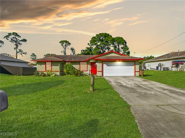 $235,000 | 2802 2nd Street Southwest, Lehigh Acres, FL 33976