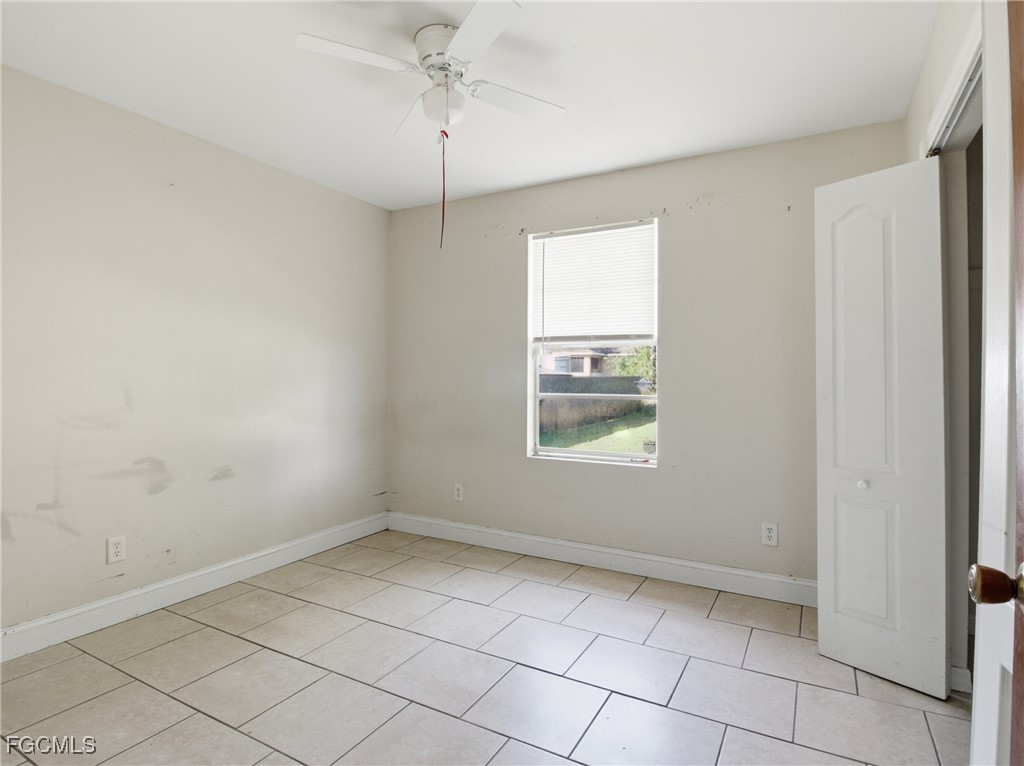 2802 2nd Street Southwest Lehigh Acres, FL 33976 - Photo 13 of 33