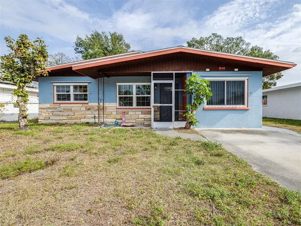 $326,900 | 1907 27th Street West, Bradenton, FL 34205