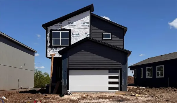 $419,880 | 806 Glenn Circle, Raymore, MO 64083
