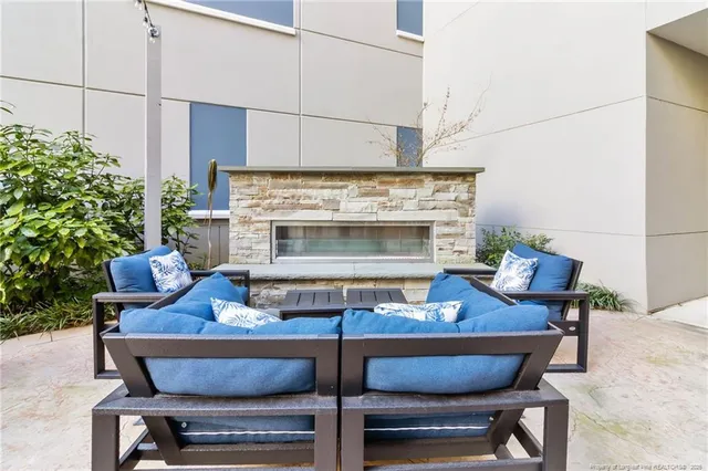 $430,000 | 222 Glenwood Avenue, Unit 208, Raleigh, NC 27603