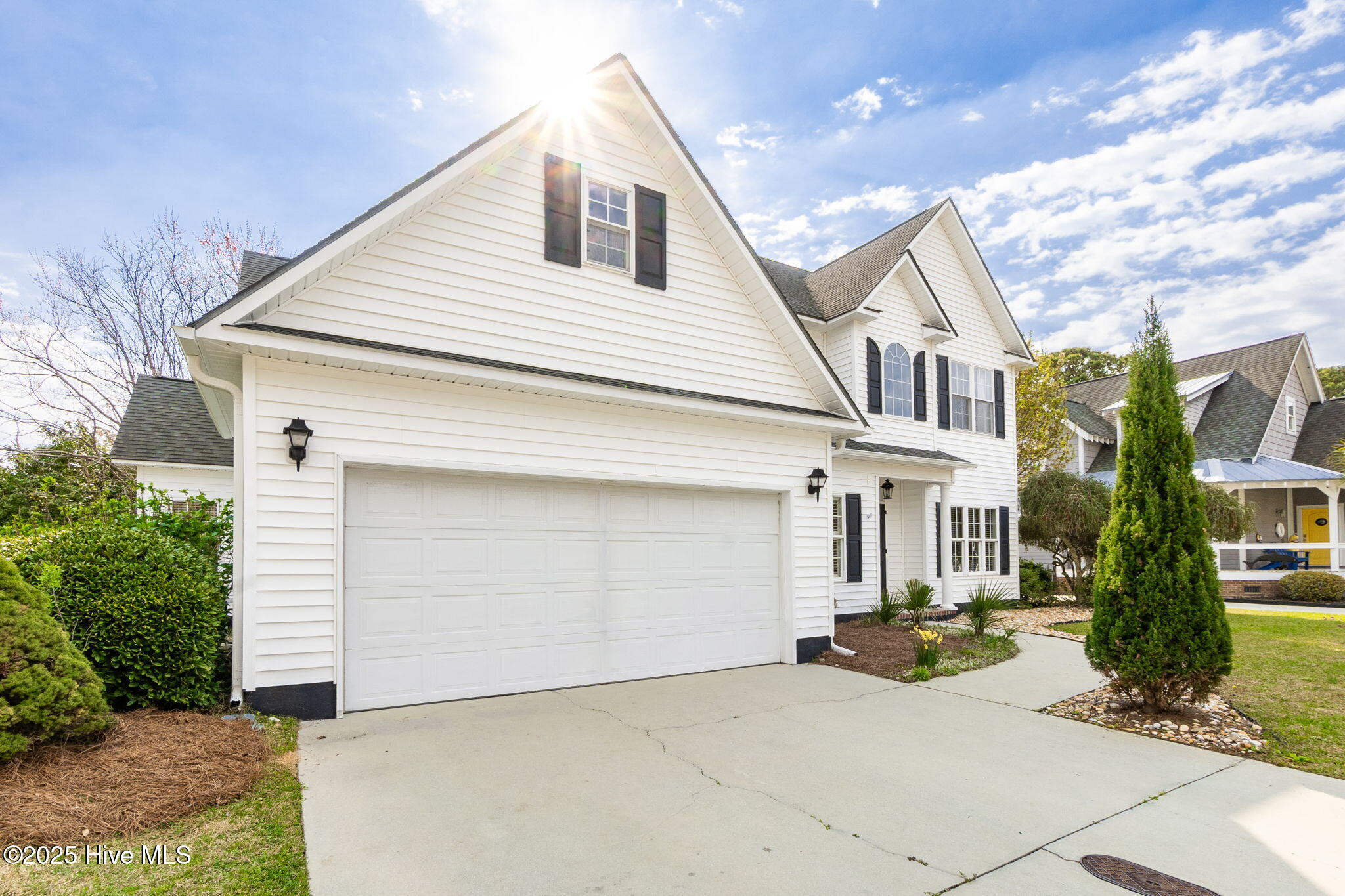 111 Plantation Circle Beaufort, NC 28516 - Photo 3 of 62 1-web-or-mls-chadwick-visuals-111-planta