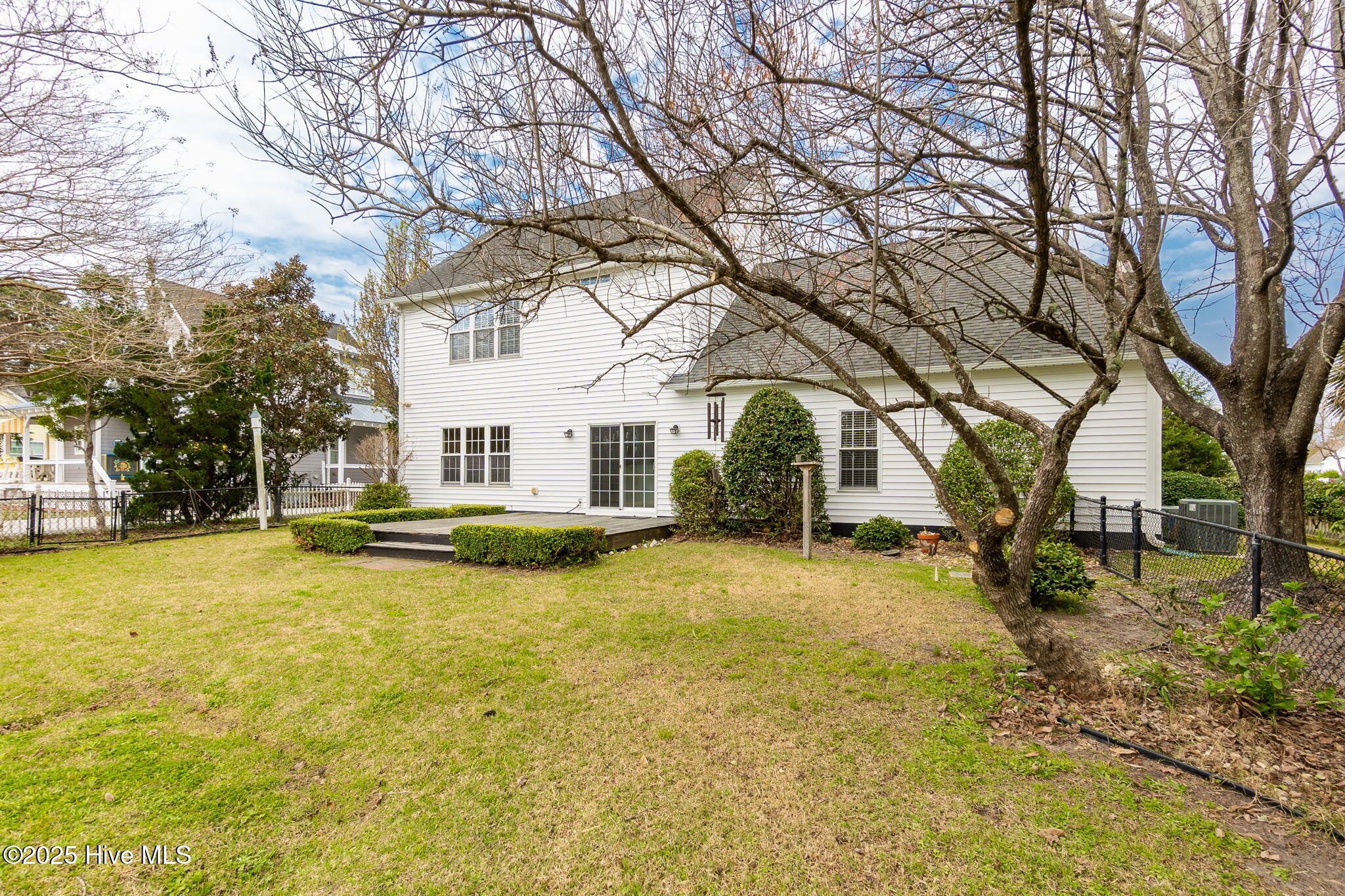 111 Plantation Circle Beaufort, NC 28516 - Photo 40 of 62 Rear of home