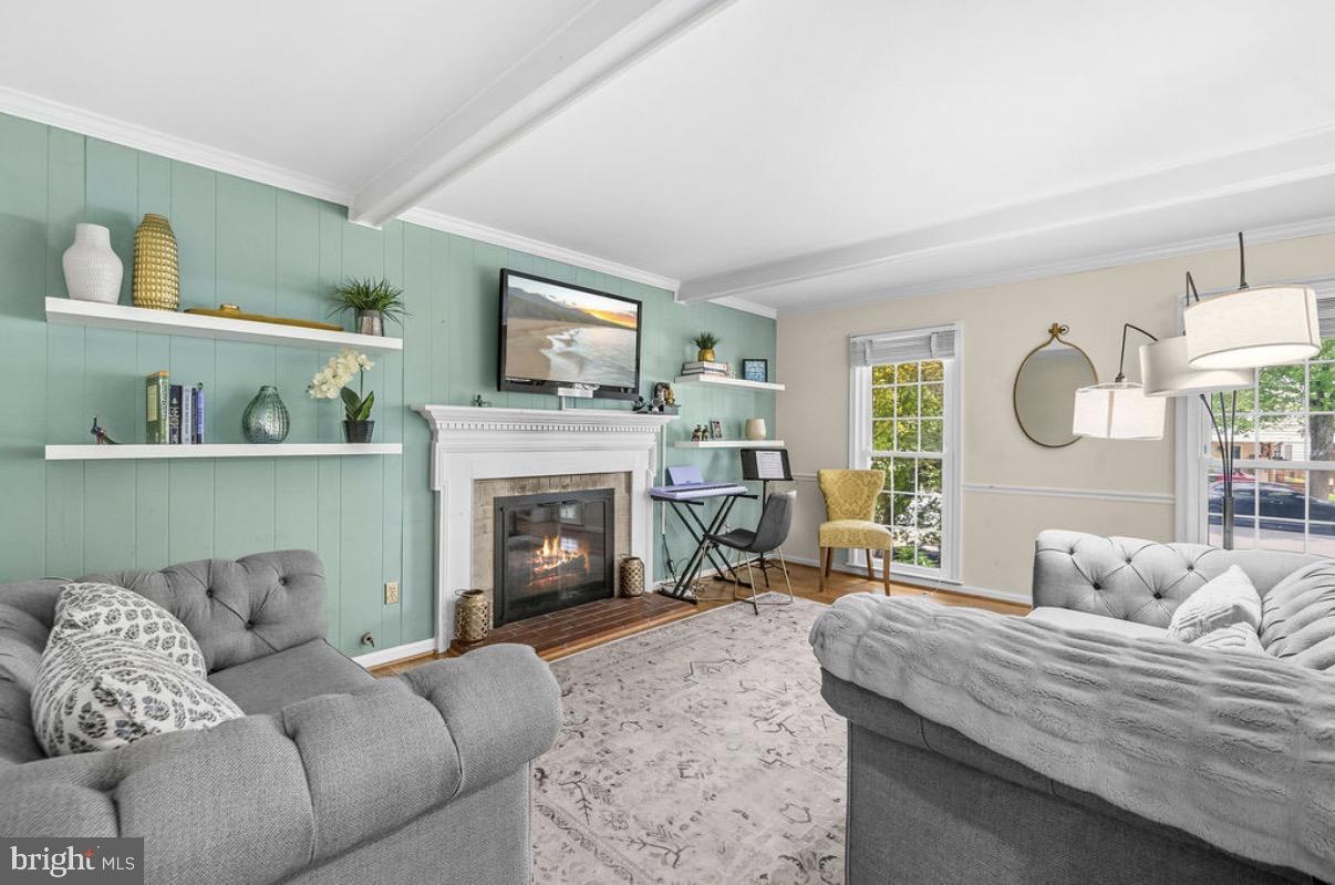 8853 Applecross Lane Springfield, VA 22153 - Photo 15 of 37