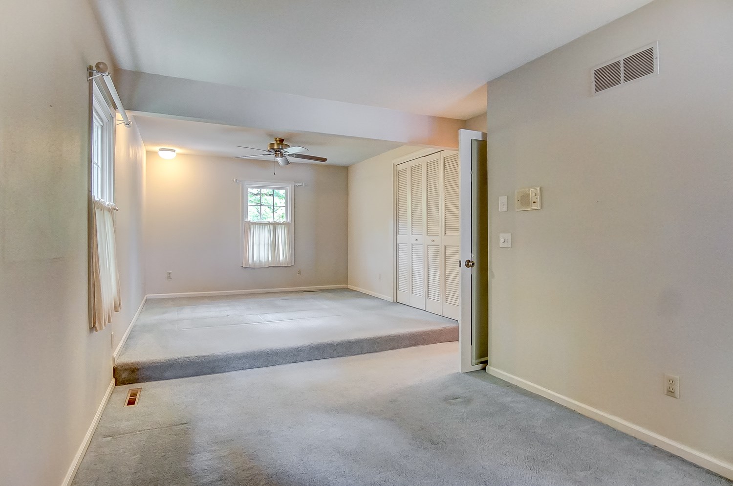 1121 Simon Road Huntertown, IN 46748 - Photo 16 of 35