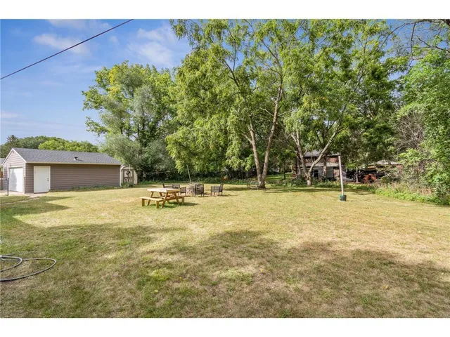 $279,999 | 7527 Newton Avenue North, Brooklyn Park, MN 55444