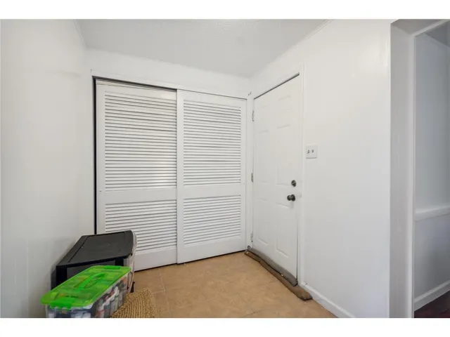 $279,999 | 7527 Newton Avenue North, Brooklyn Park, MN 55444