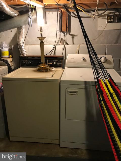 2616 Weisman Road Silver Spring, MD 20902 - Photo 11 of 17 Basement - Washer Dryer