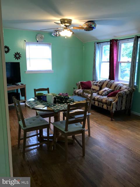 2616 Weisman Road Silver Spring, MD 20902 - Photo 3 of 17 Living Room