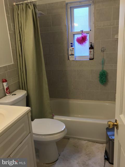2616 Weisman Road Silver Spring, MD 20902 - Photo 8 of 17 Bath