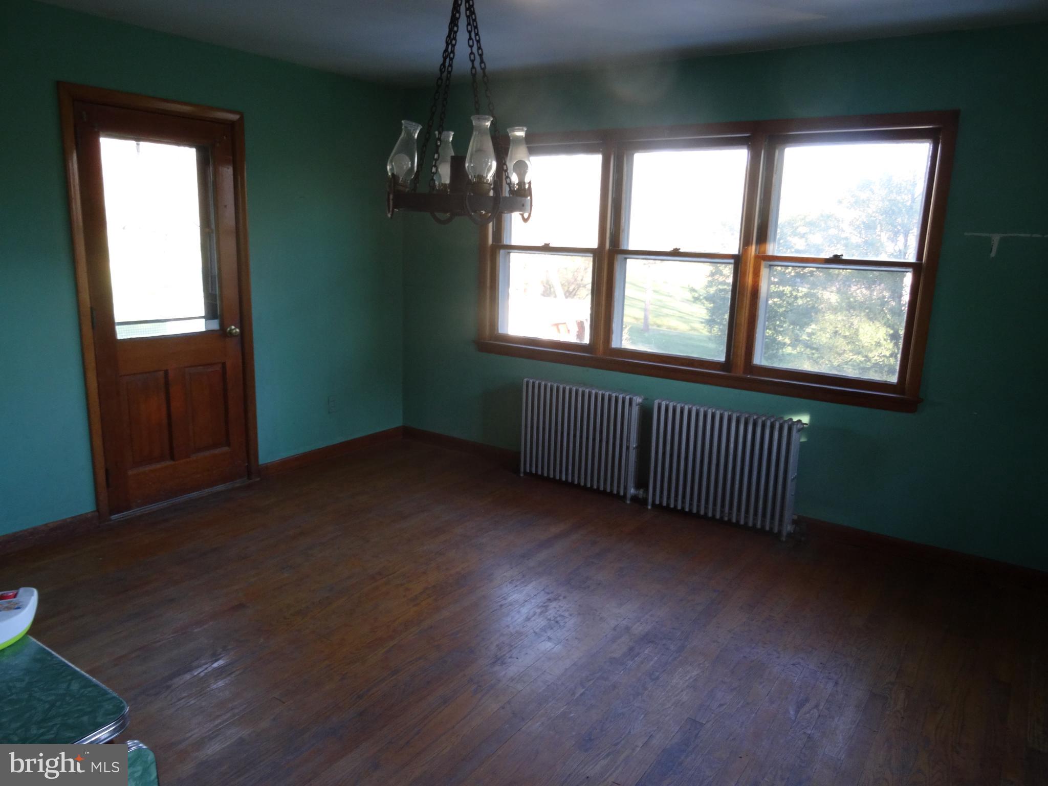 156 Orchard Road Skillman, NJ 08558 - Photo 9 of 12 Eating area of kitchen- HW radiators are awesome!