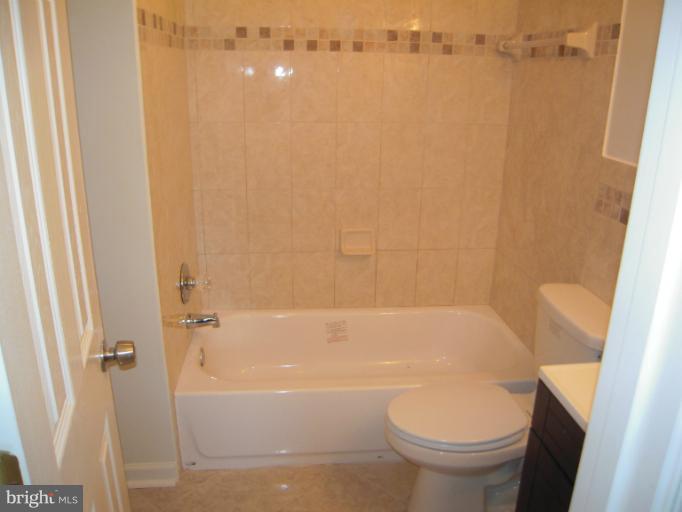 2717 Kingsway Road Fort Washington, MD 20744 - Photo 16 of 17 Bath