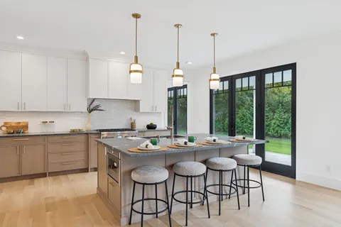 $2,799,000 | 110 Crescent Court, Wading River, NY 11792