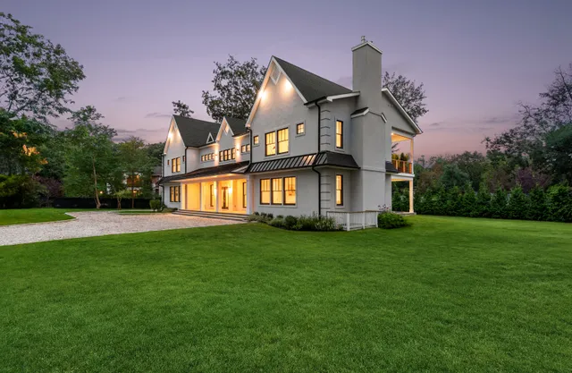 $2,799,000 | 110 Crescent Court, Wading River, NY 11792