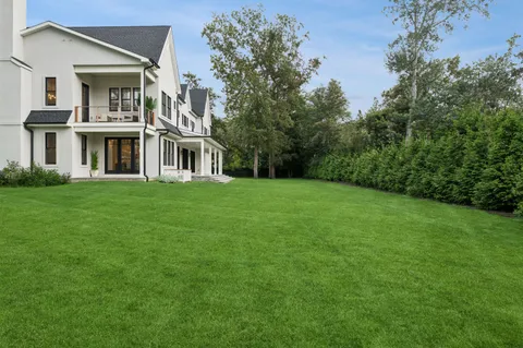 $2,799,000 | 110 Crescent Court, Wading River, NY 11792