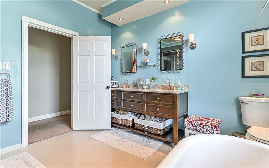 381 Friday Road Pittsburgh, PA 15209 - Photo 19 of 44 a bedroom with furniture and a mirror