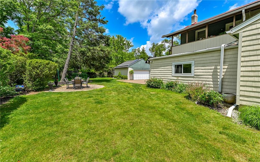 381 Friday Road Pittsburgh, PA 15209 - Photo 40 of 44 a house view with a garden space