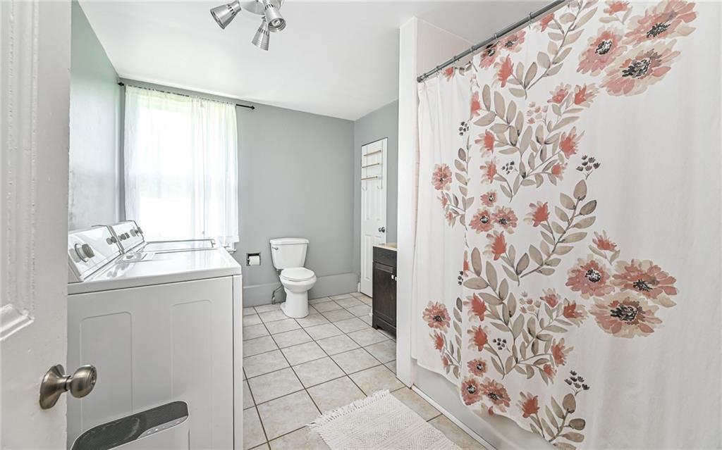 381 Friday Road Pittsburgh, PA 15209 - Photo 42 of 44 a bathroom with a sink toilet and shower