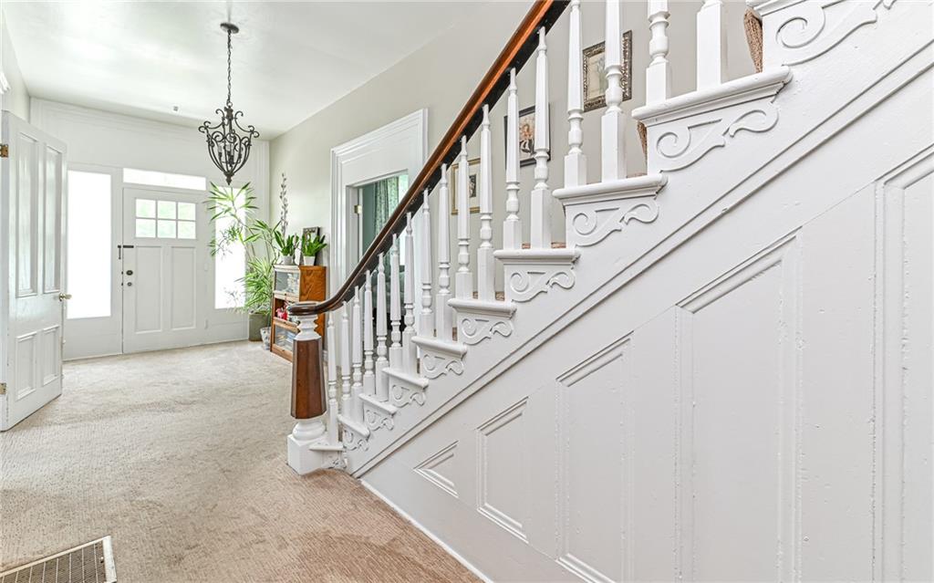 381 Friday Road Pittsburgh, PA 15209 - Photo 7 of 44 a view of entryway and hall