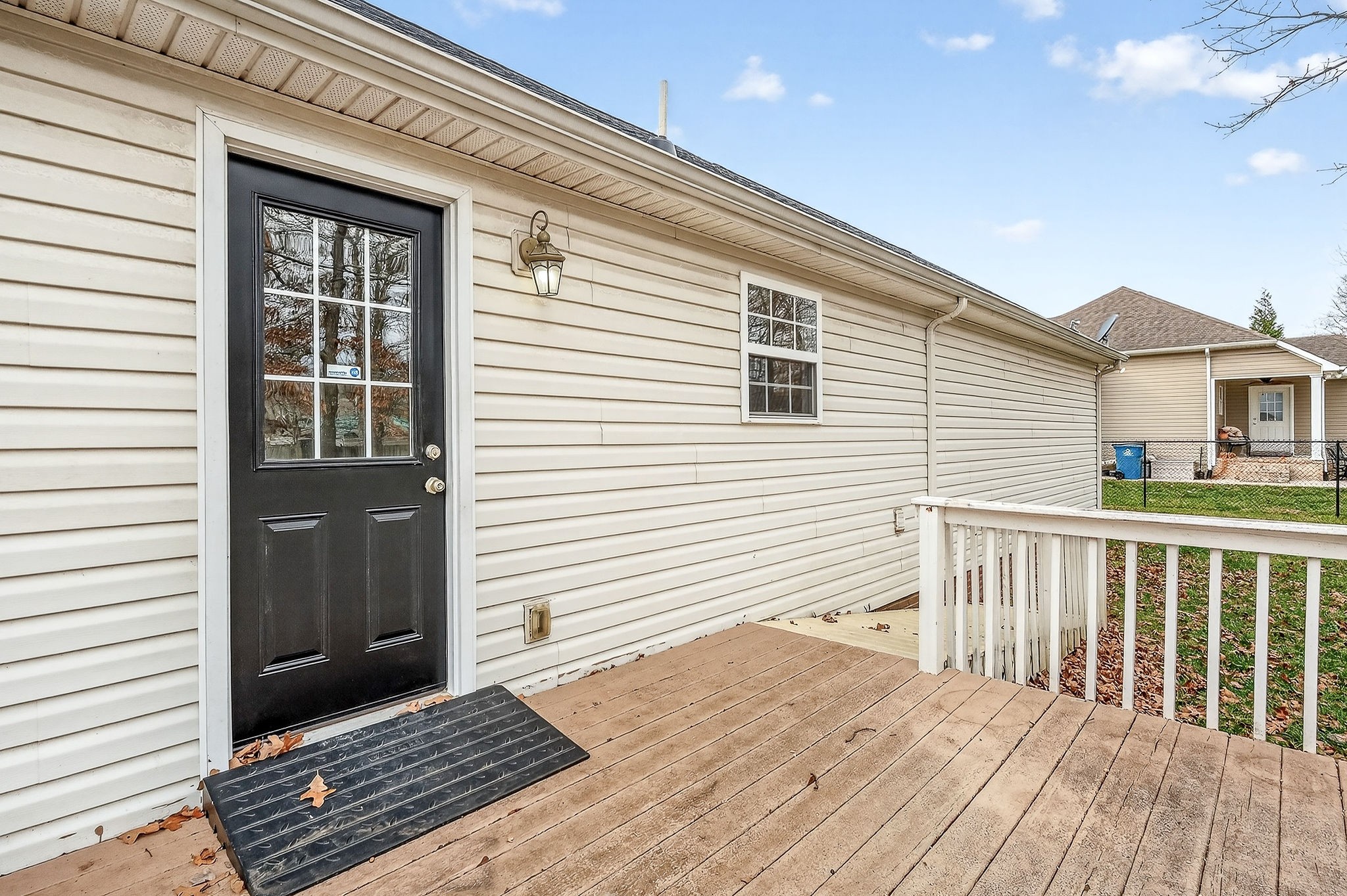325 Indian Springs Circle Manchester, TN 37355 - Photo 12 of 29 a view of a house with a deck