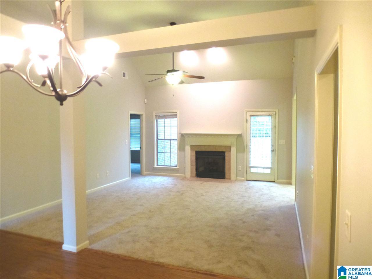 244 Queens Gate Alabaster, AL 35114 - Photo 2 of 31