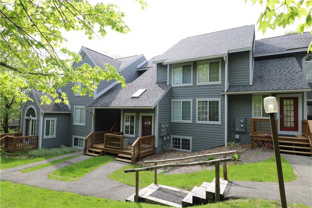 2007 South Ridge Terrace Hidden Valley, PA 15502 - Photo 1 of 23 Gallery Image 1