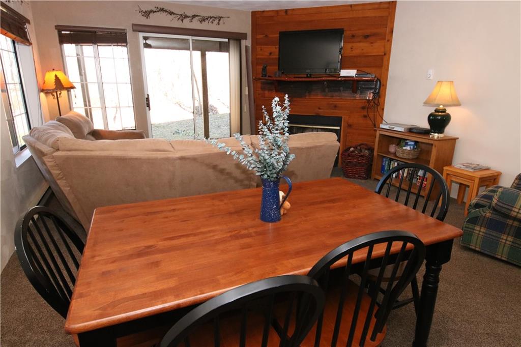 2007 South Ridge Terrace Hidden Valley, PA 15502 - Photo 7 of 23 Gallery Image 7