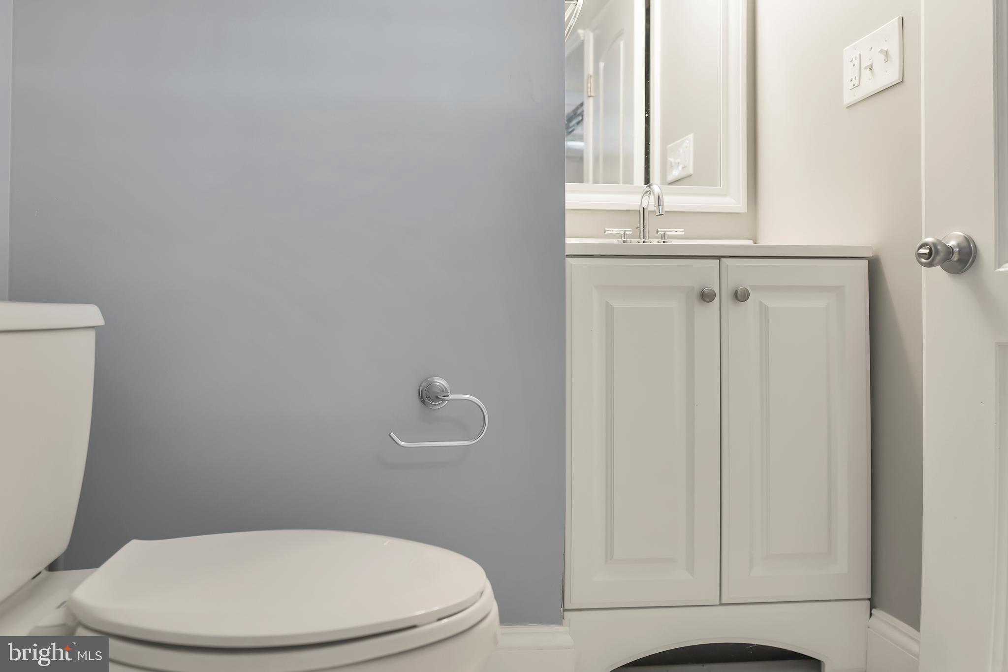4516 Mountview Road Baltimore, MD 21229 - Photo 20 of 25 Side View of Upgraded Full Bathroom